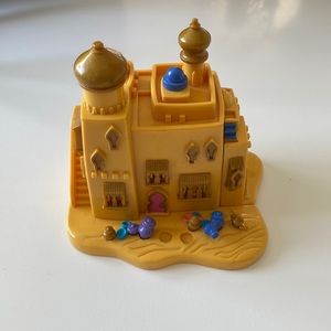 Vintage Disney Aladdin Polly Pocket playset